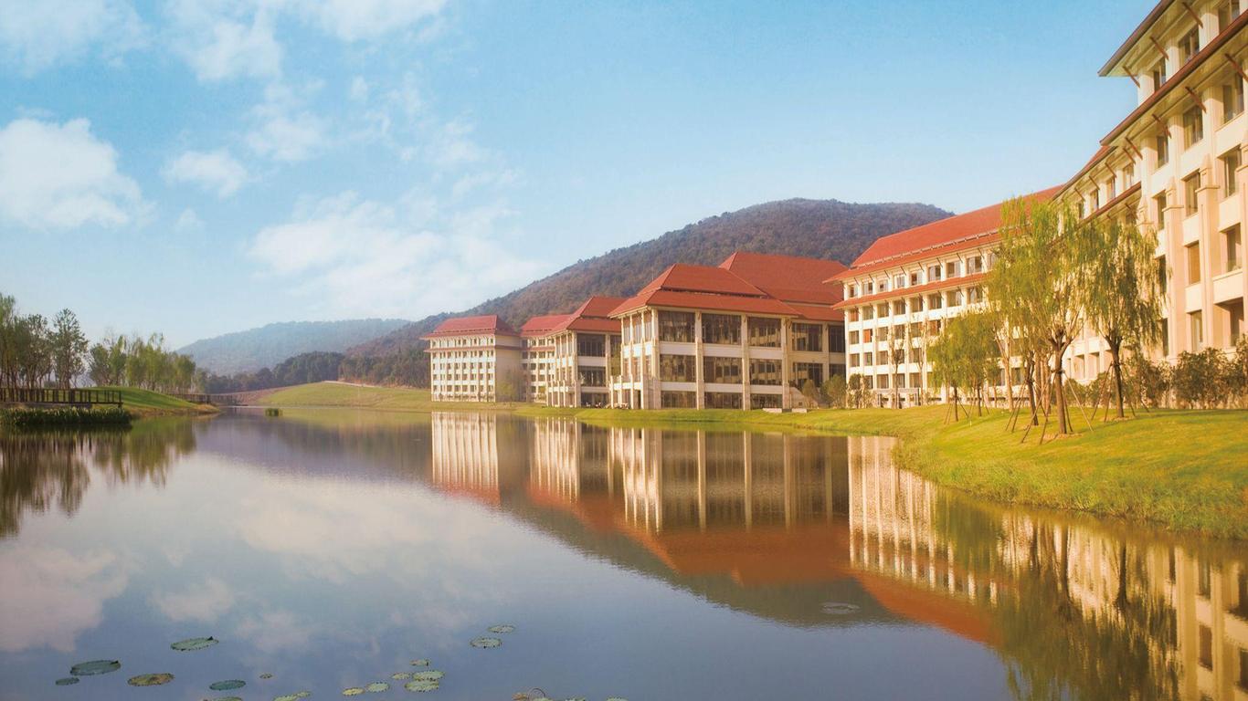 Toaytt hotel & resorts