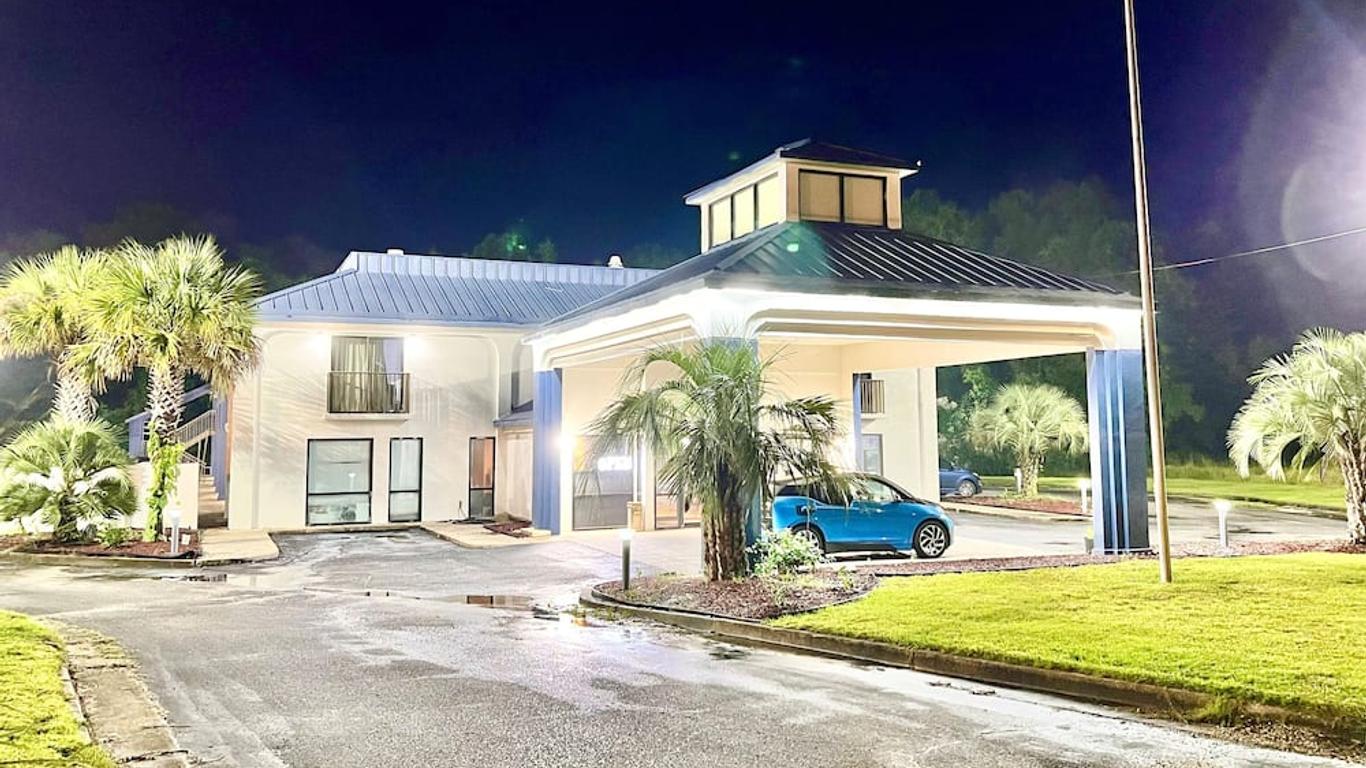 Guesthouse Inn & Suites Bayou La Batre/Mobile