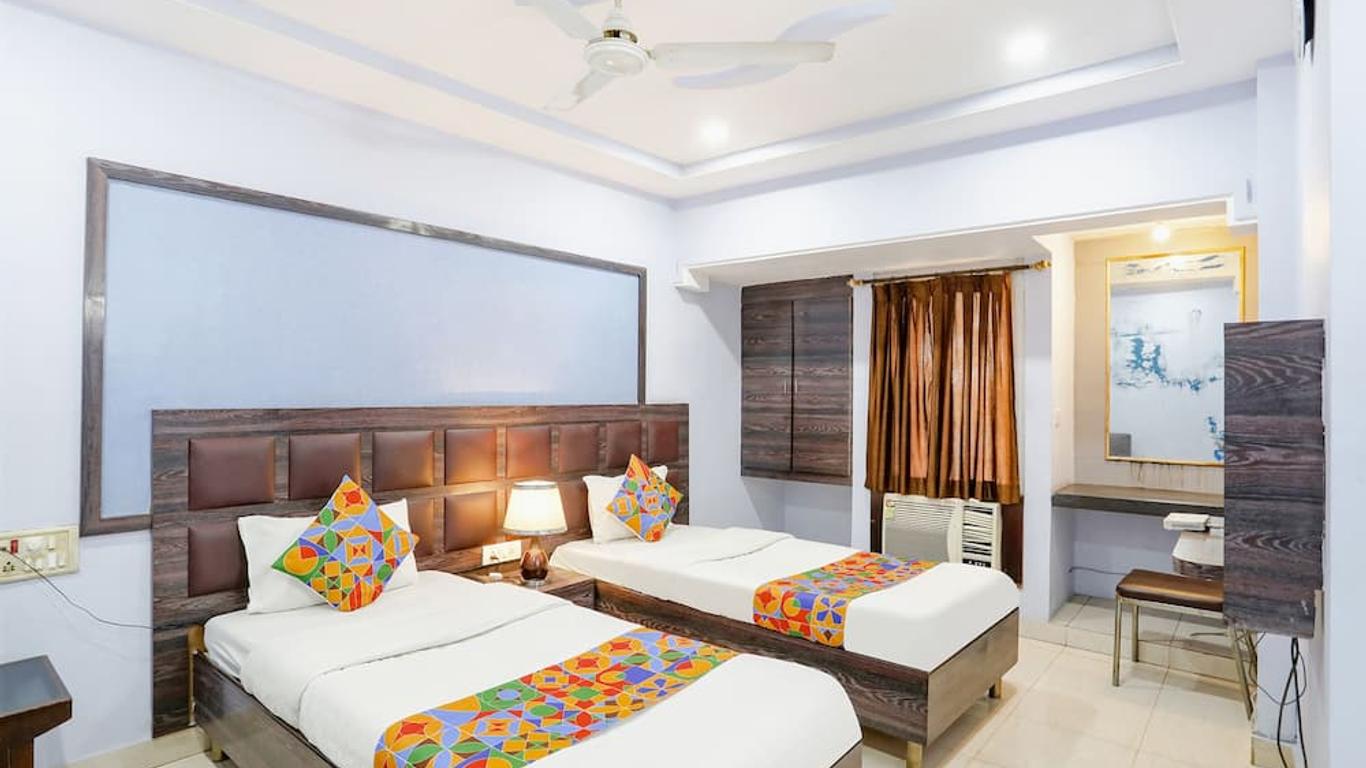 Fabhotel Sun Om