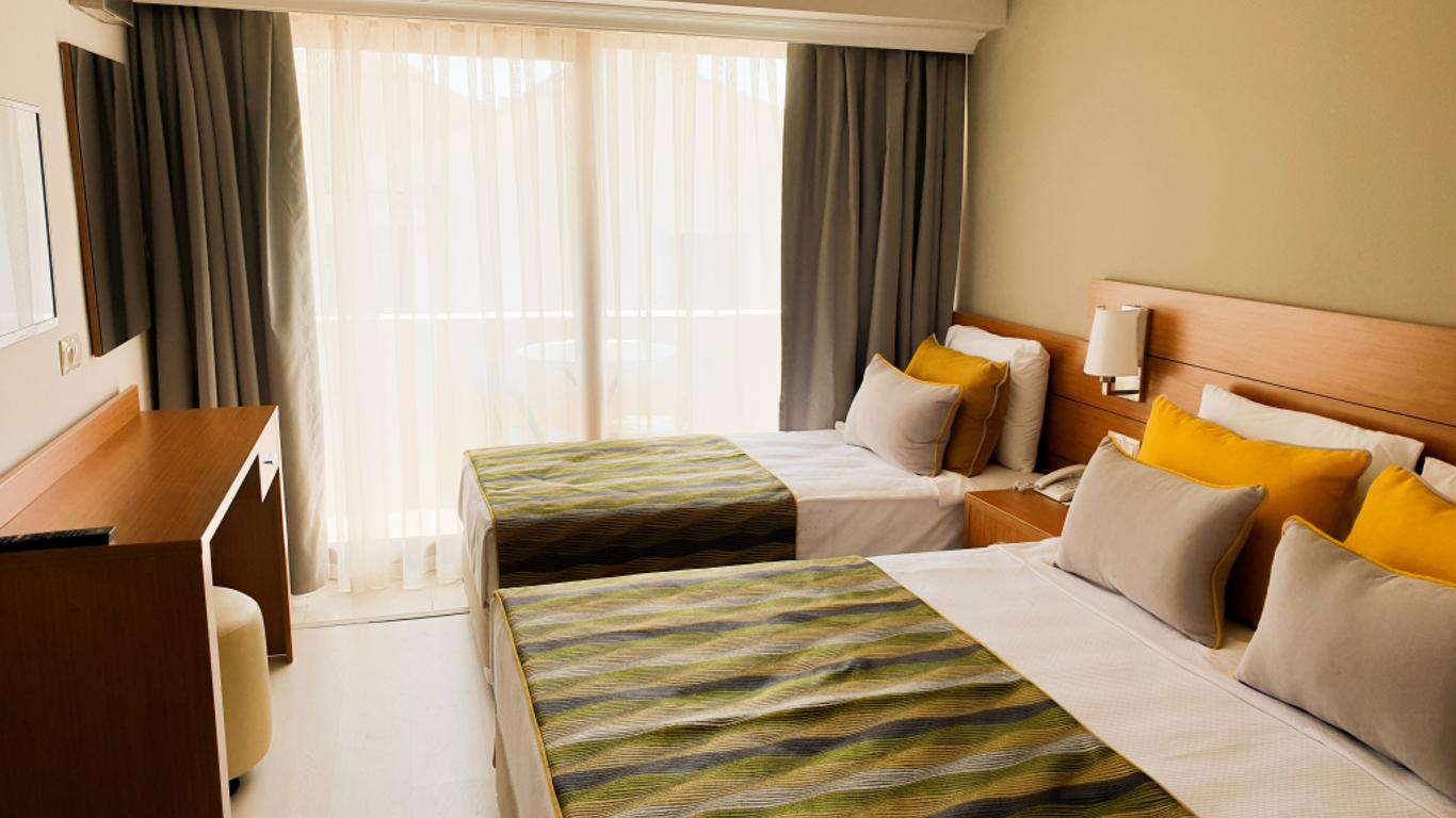 Aska Costa Holiday Club