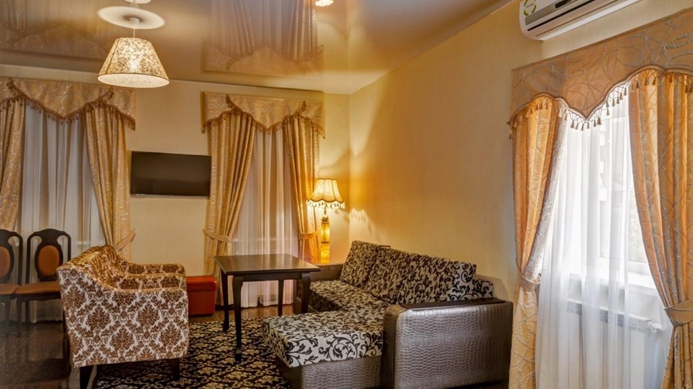 Nairi Hotel