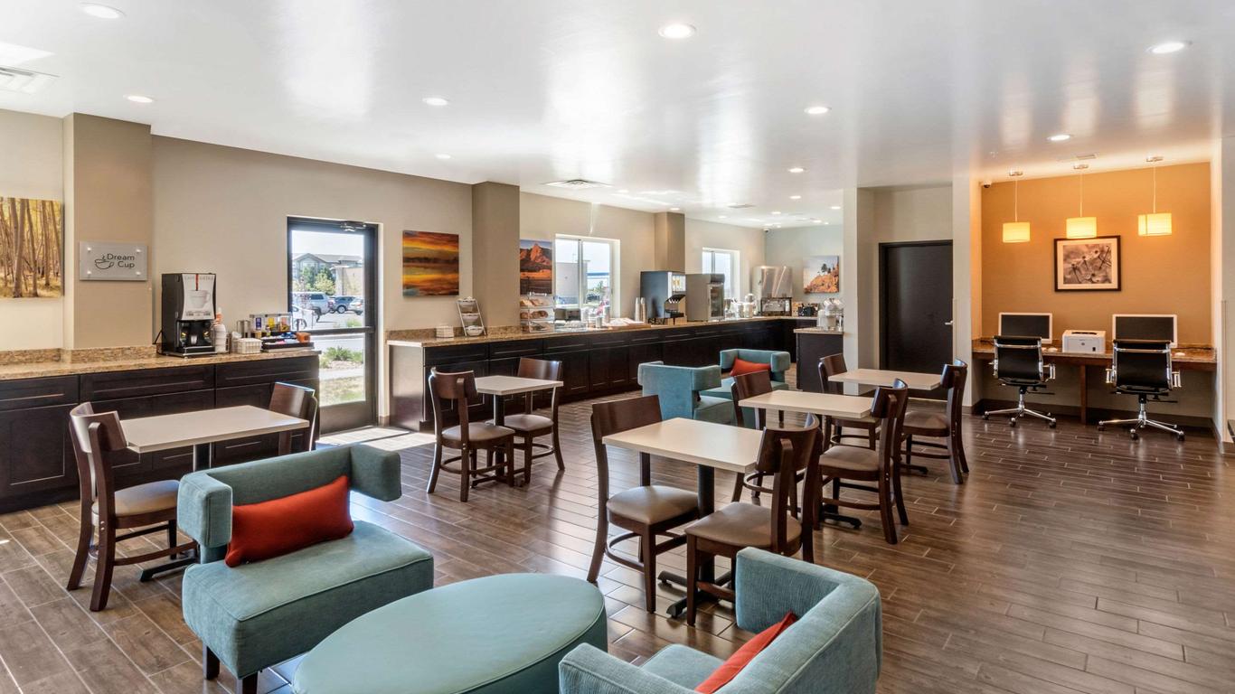 MainStay Suites Denver International Airport