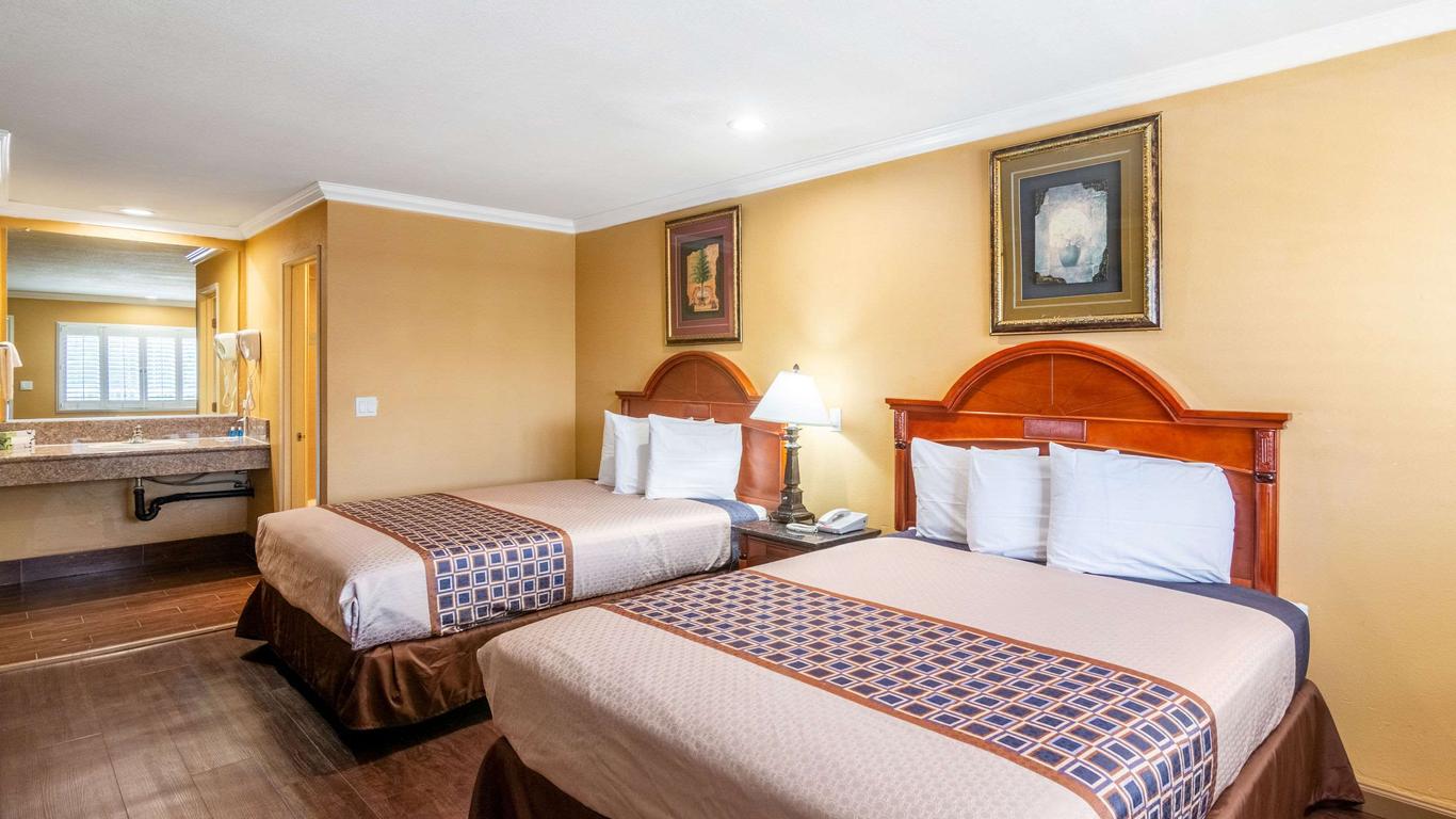 Rodeway Inn Artesia Cerritos