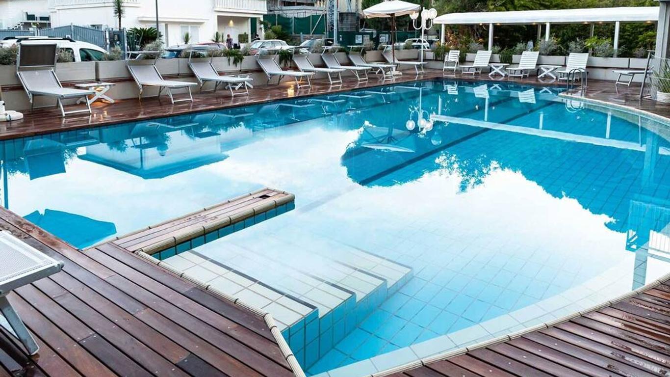Hotel Trionfal