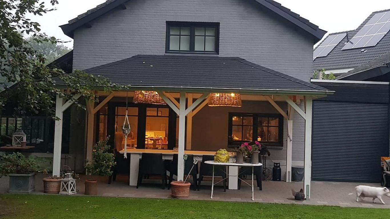 Bed And Breakfast Mooi Achel