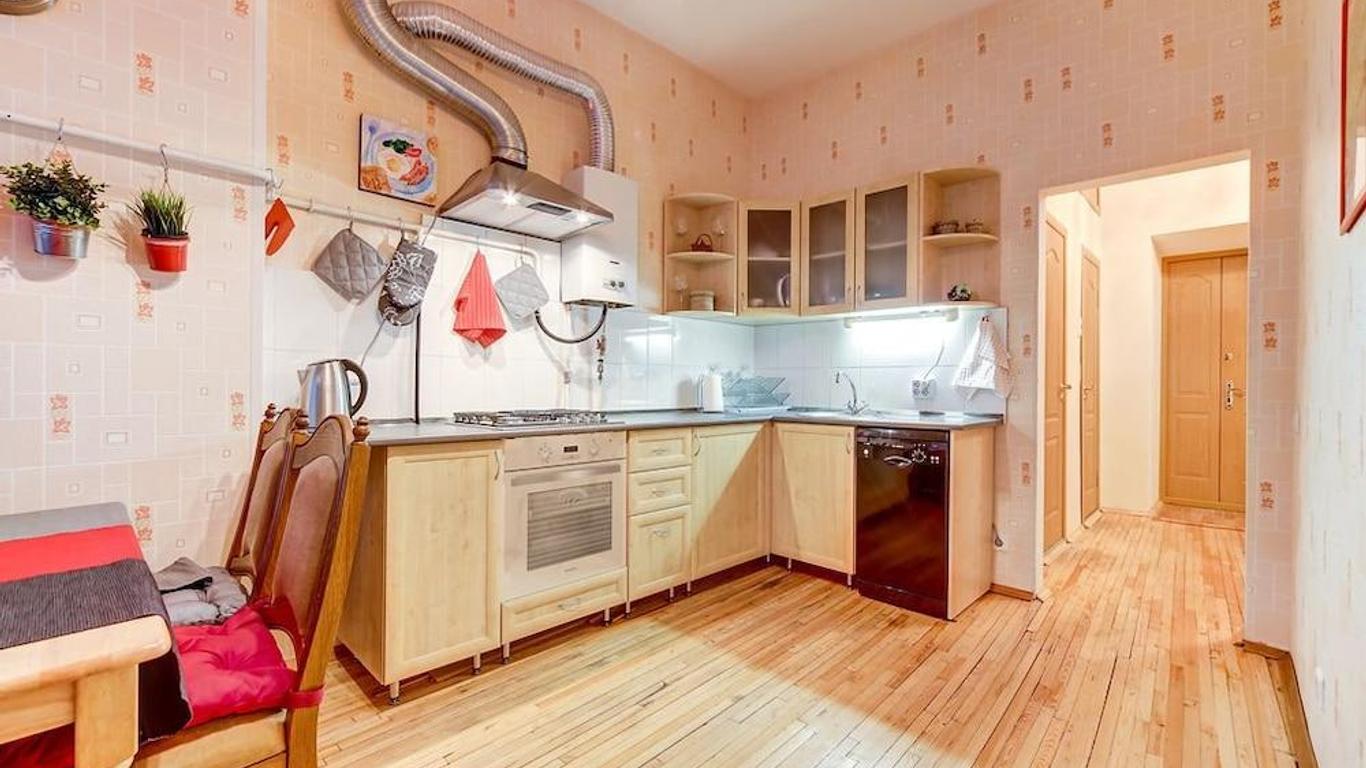 Nevsky 13 Guest House