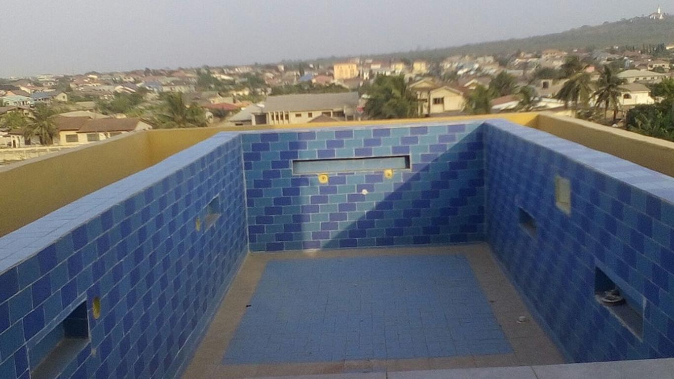 Secrets Hotel