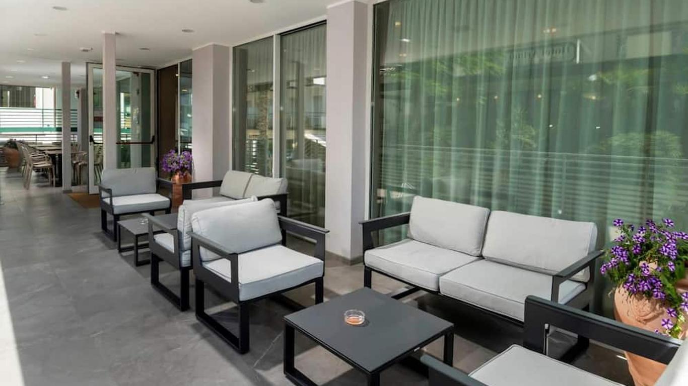 Primrose Residence Hotel