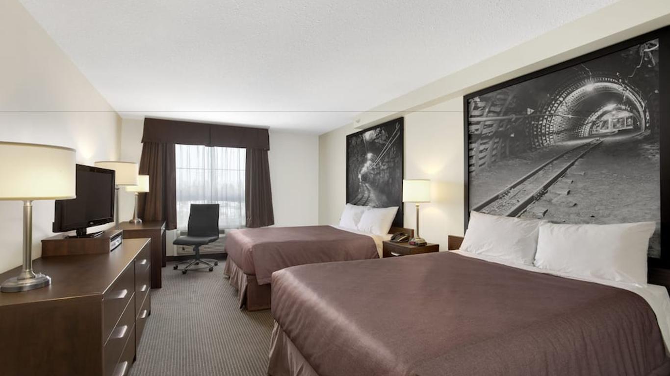 Super 8 by Wyndham Red Lake ON