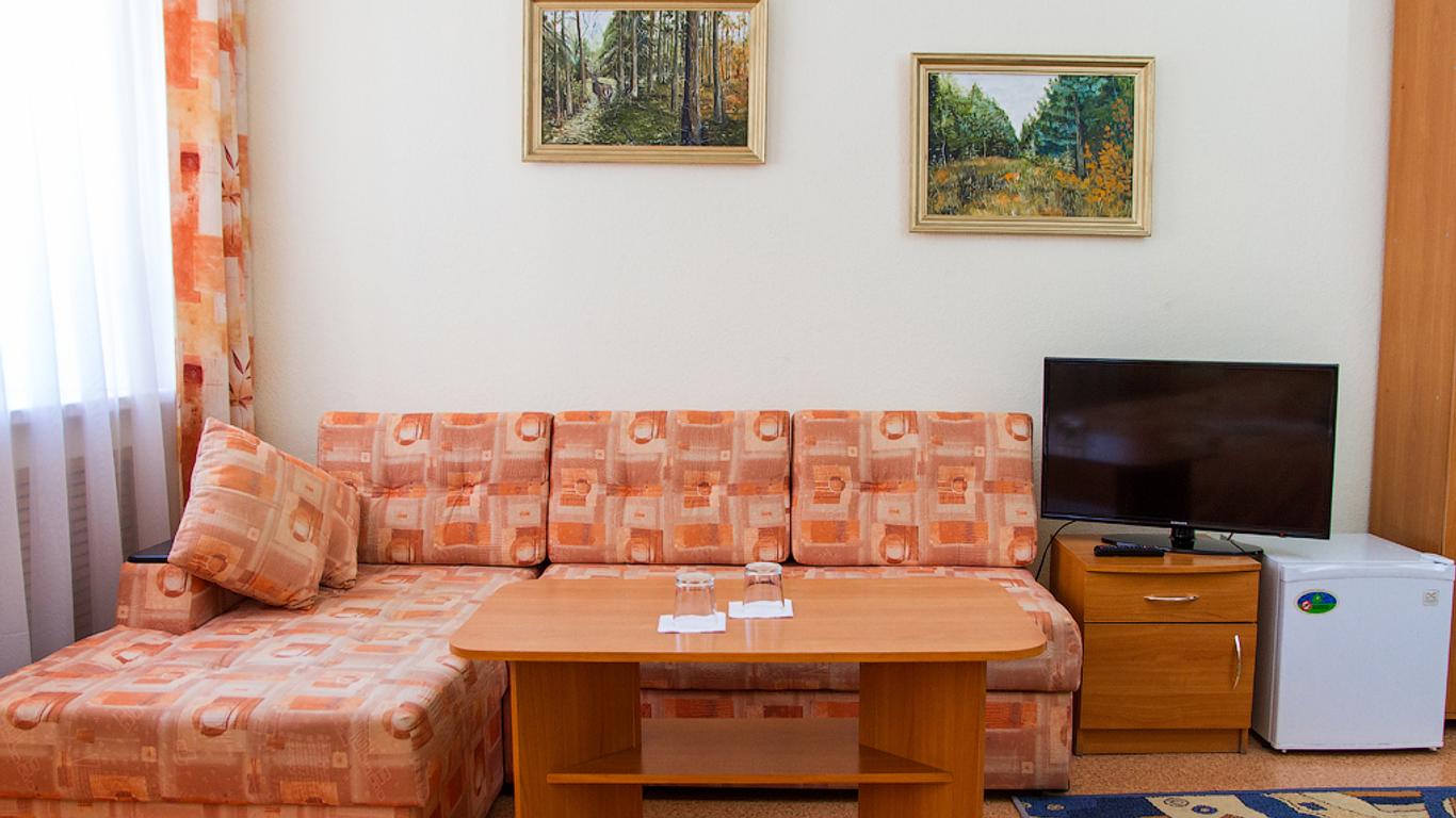 Lyuks Hotel