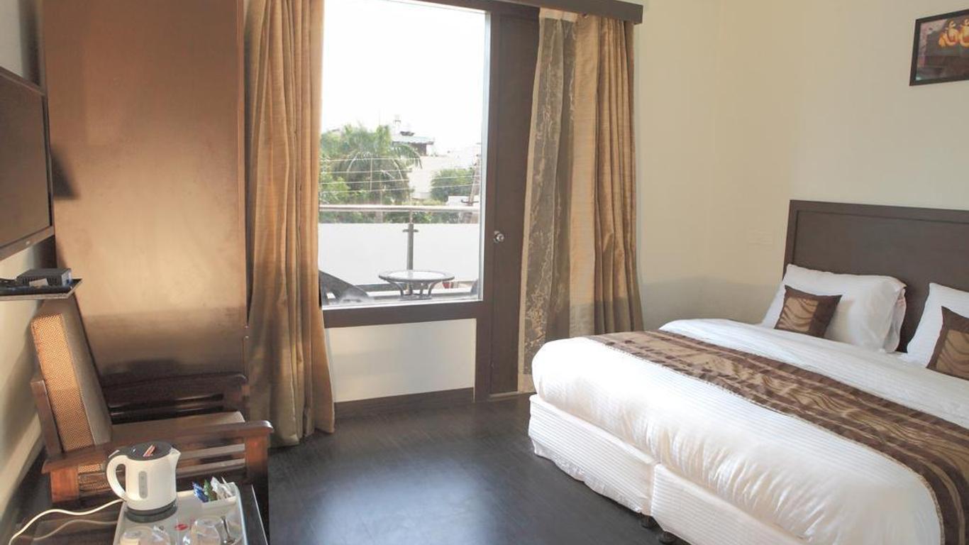 Hotel Mavens House