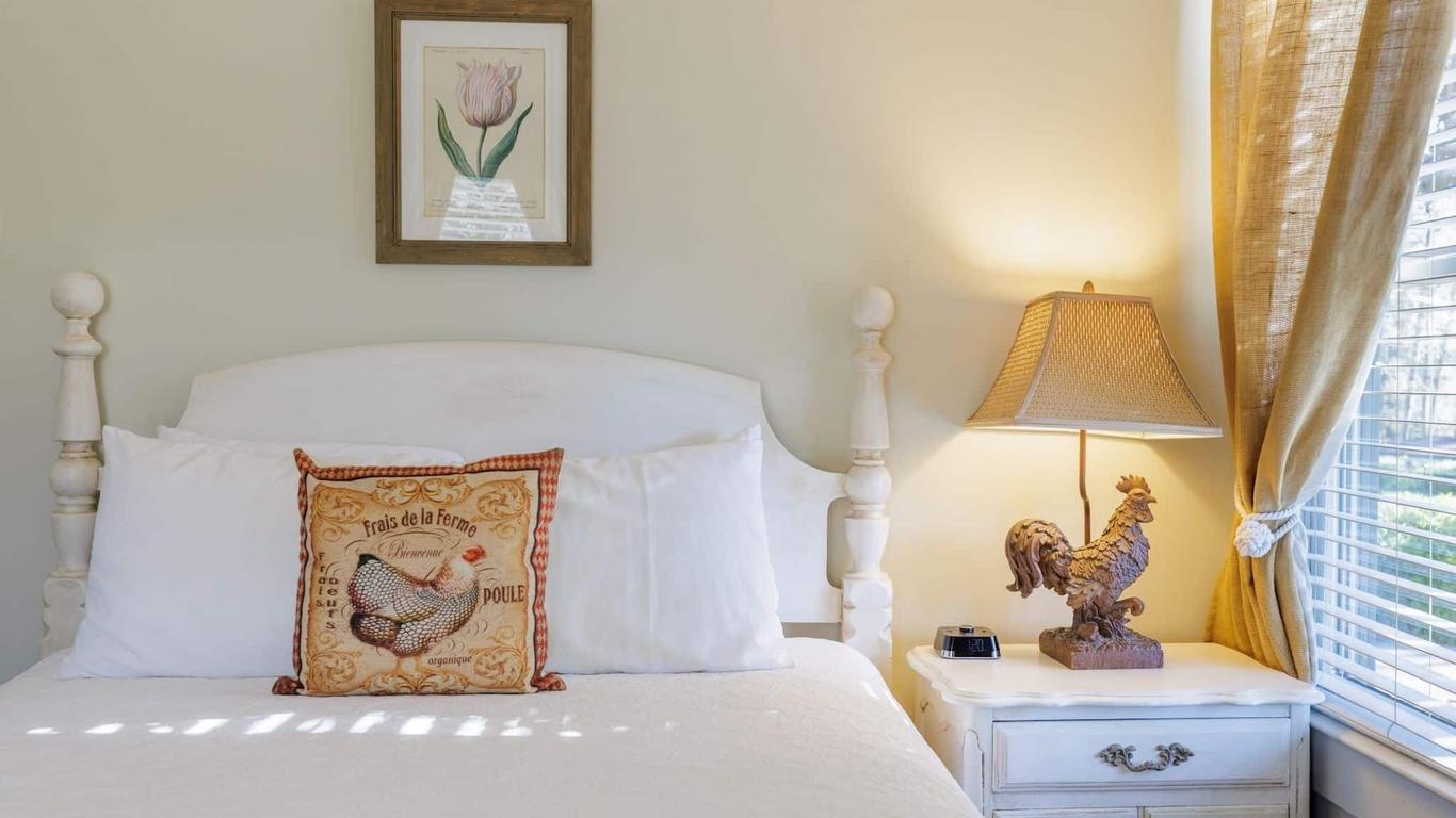Chanticleer Inn