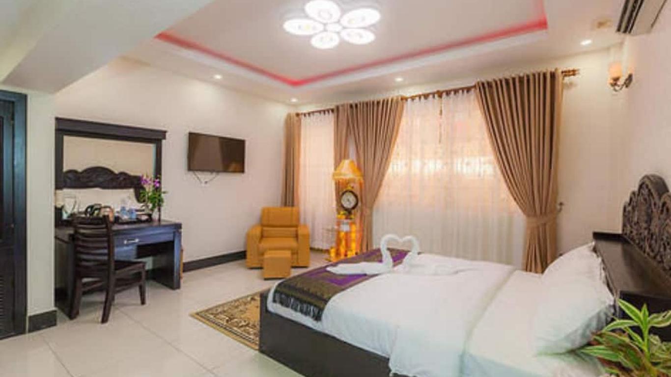 Seventh Heaven Hotel And High Bar