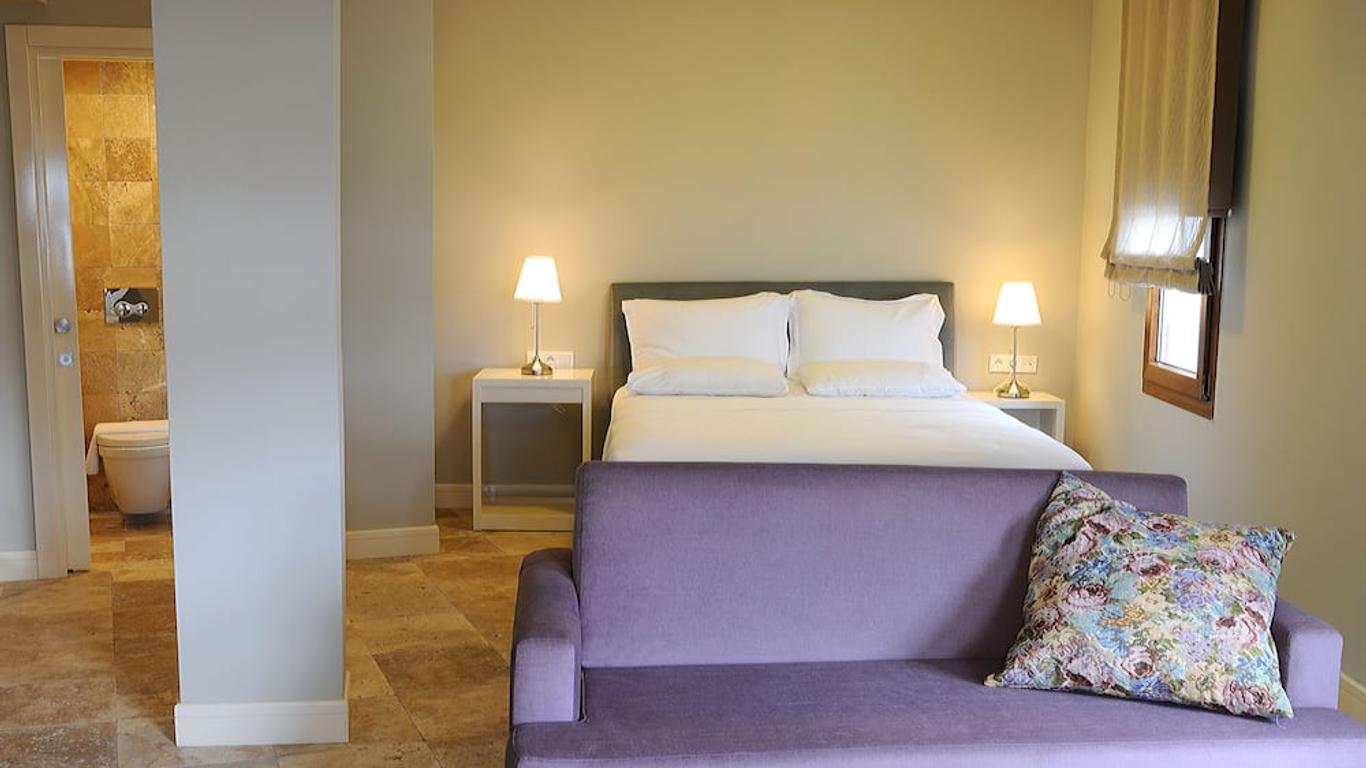 Teos Lodge Pansiyon