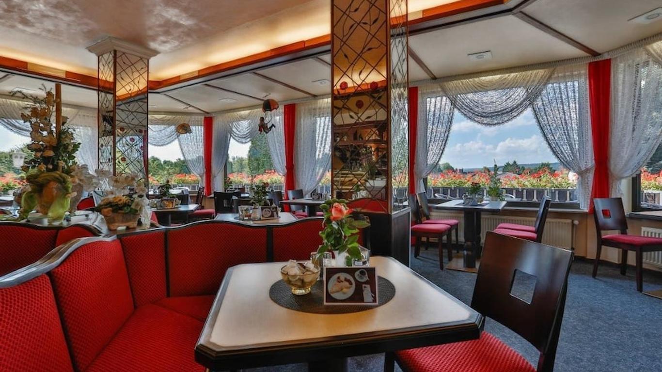 Themen Hotel Terrassen Cafe
