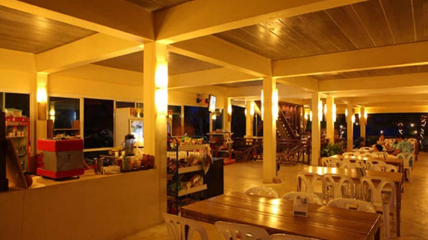 Pulsawat Palm Resort