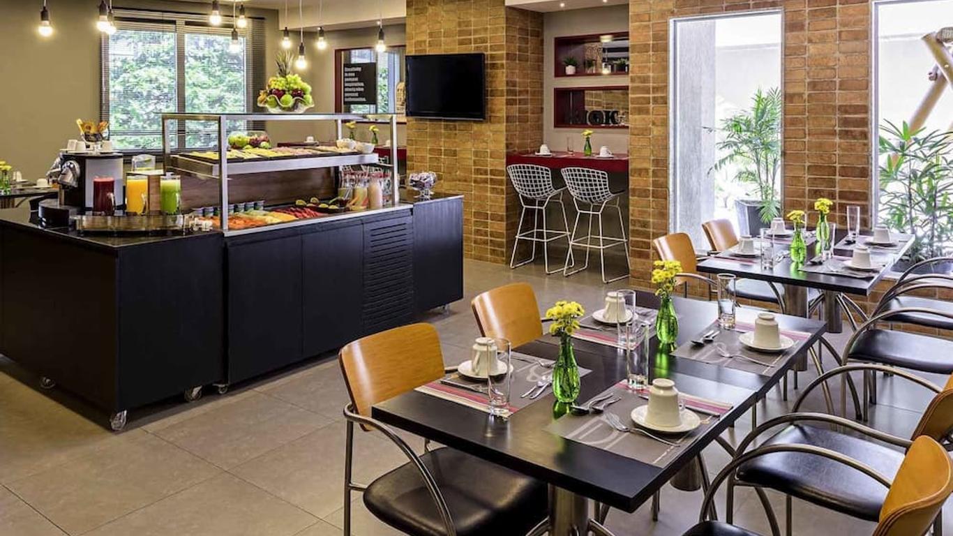Particular Apartment At Hotel