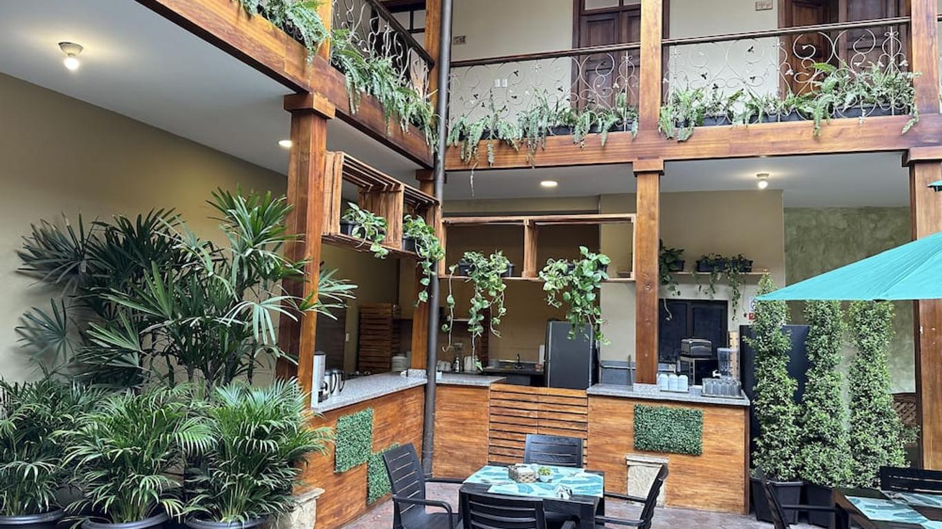 Nass Central Garden