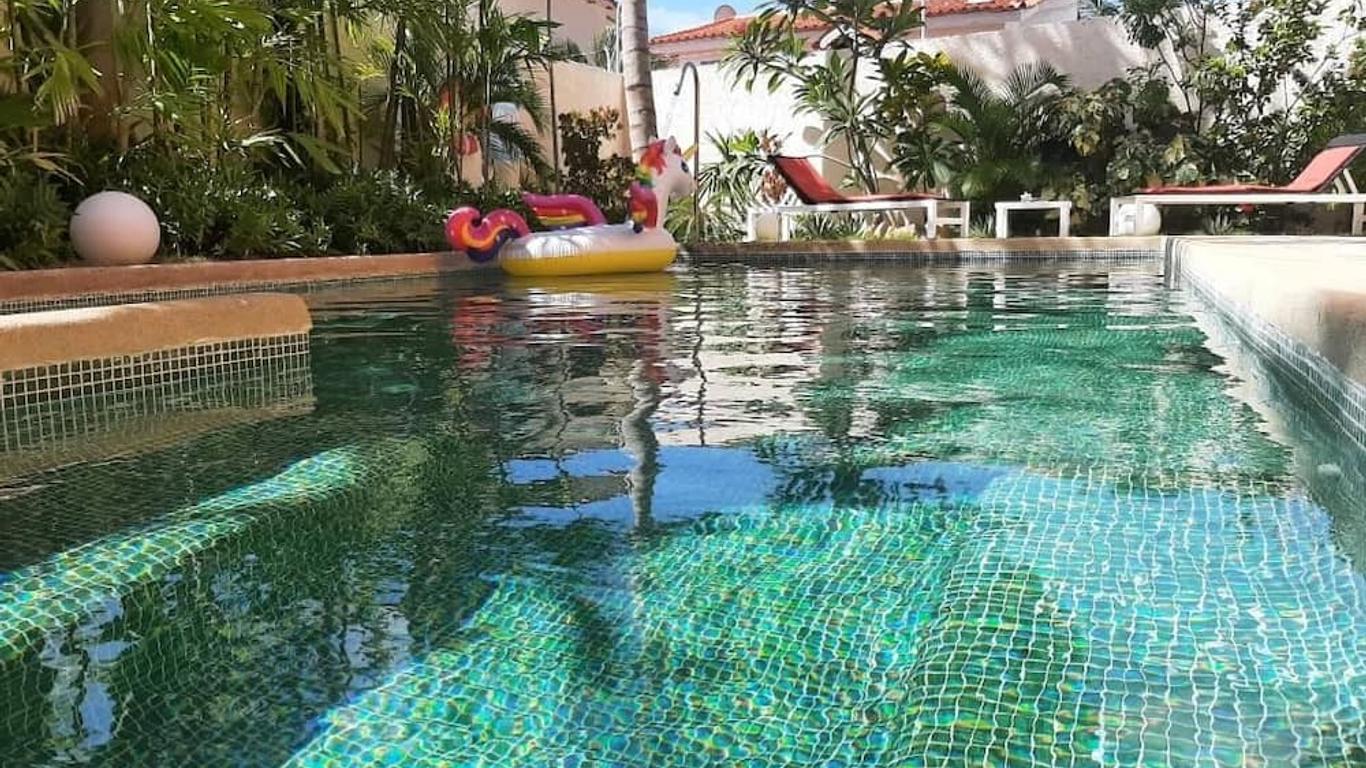 Posada Libert Hotel