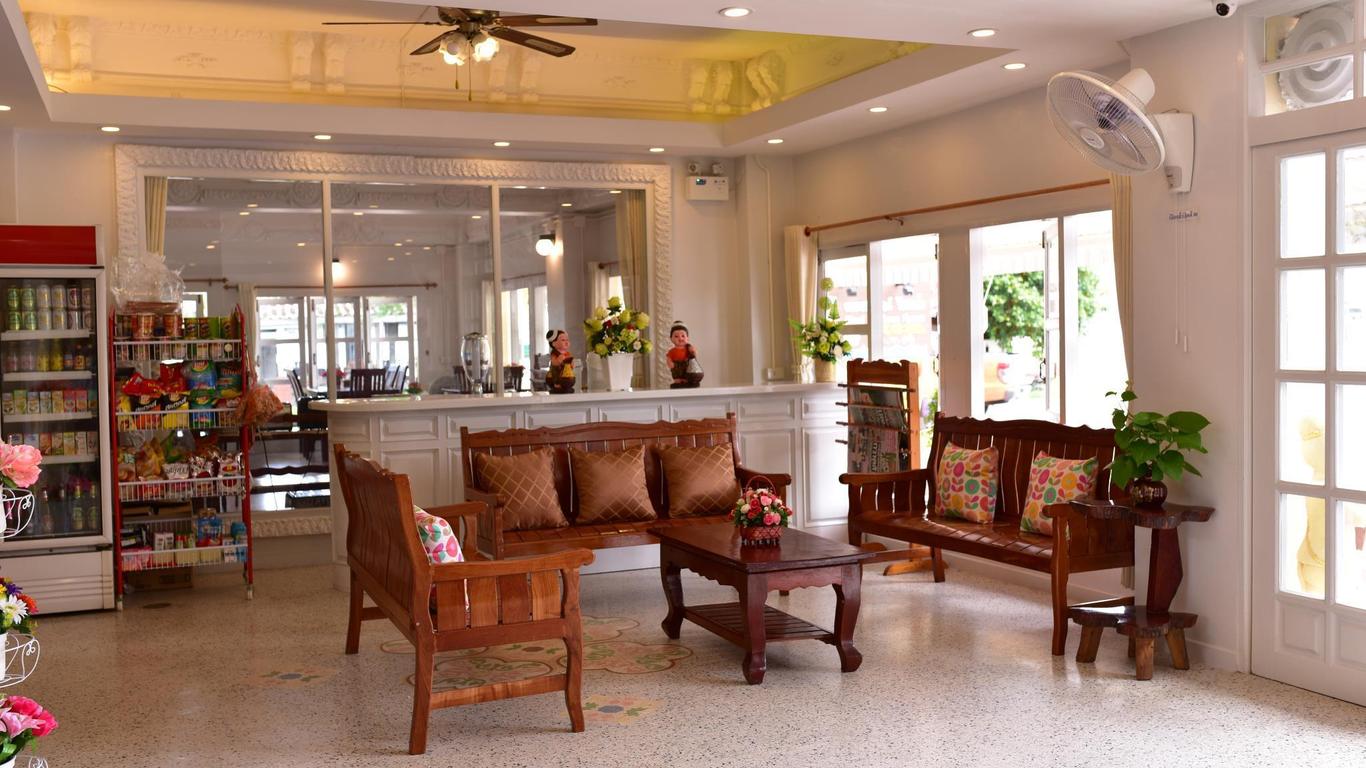 Anchalee Resort