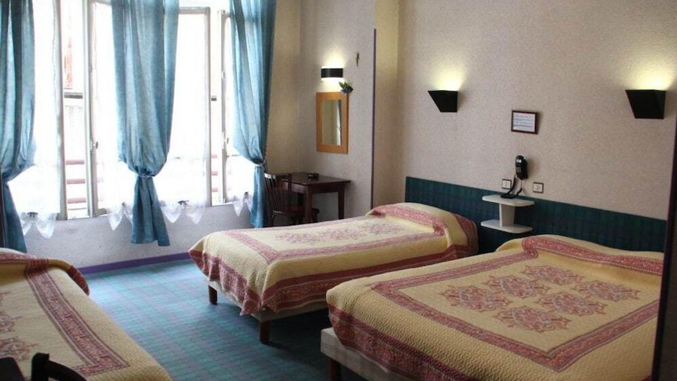 Hotel Saint-Charles