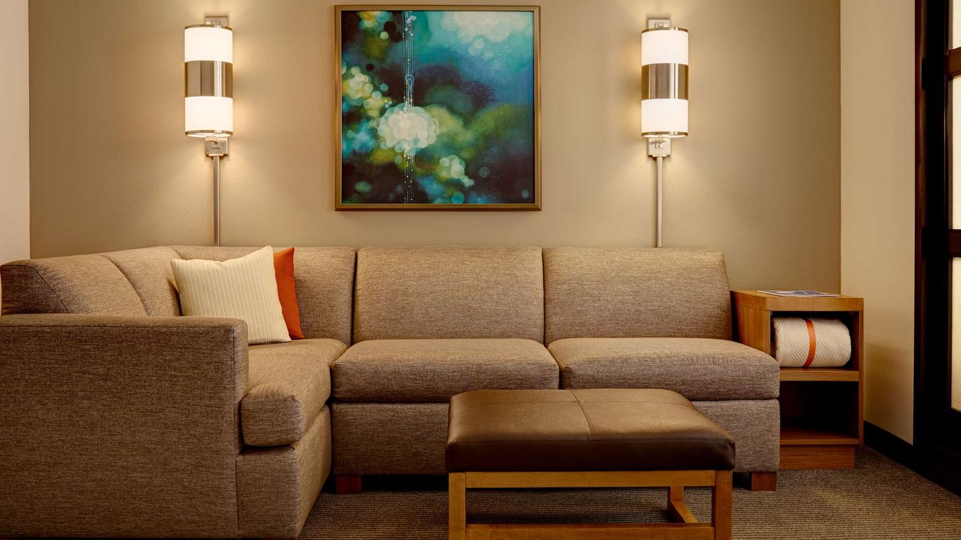 Hyatt Place Boston Medford