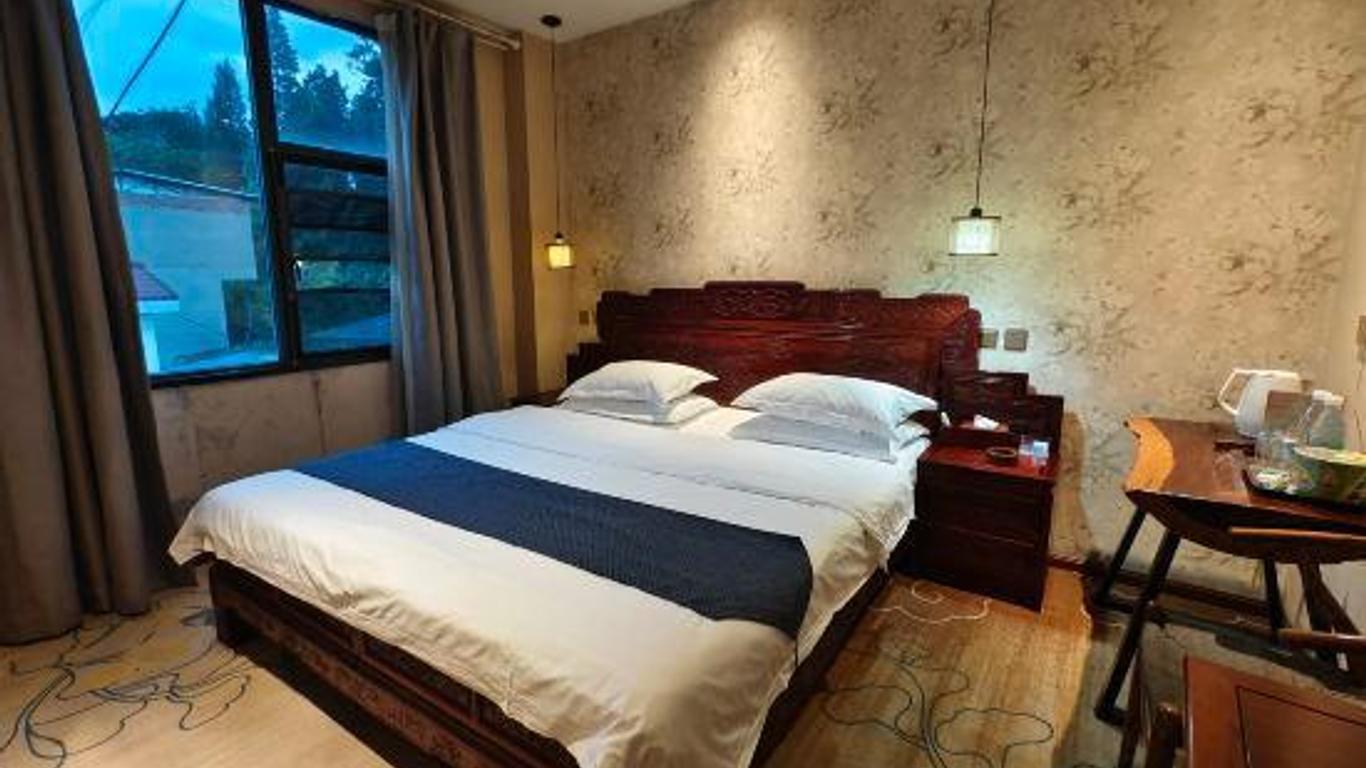 the Wood Hotel