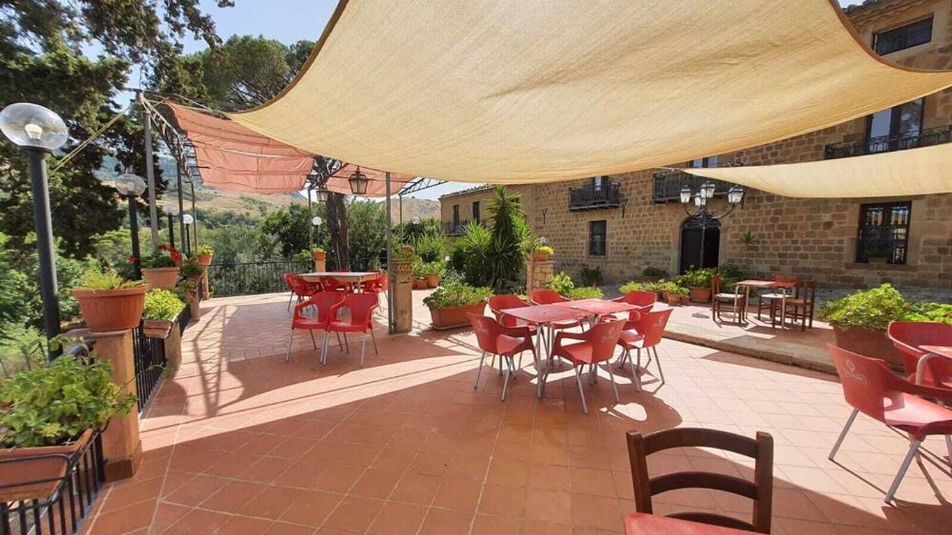 Casale Villa Rainò