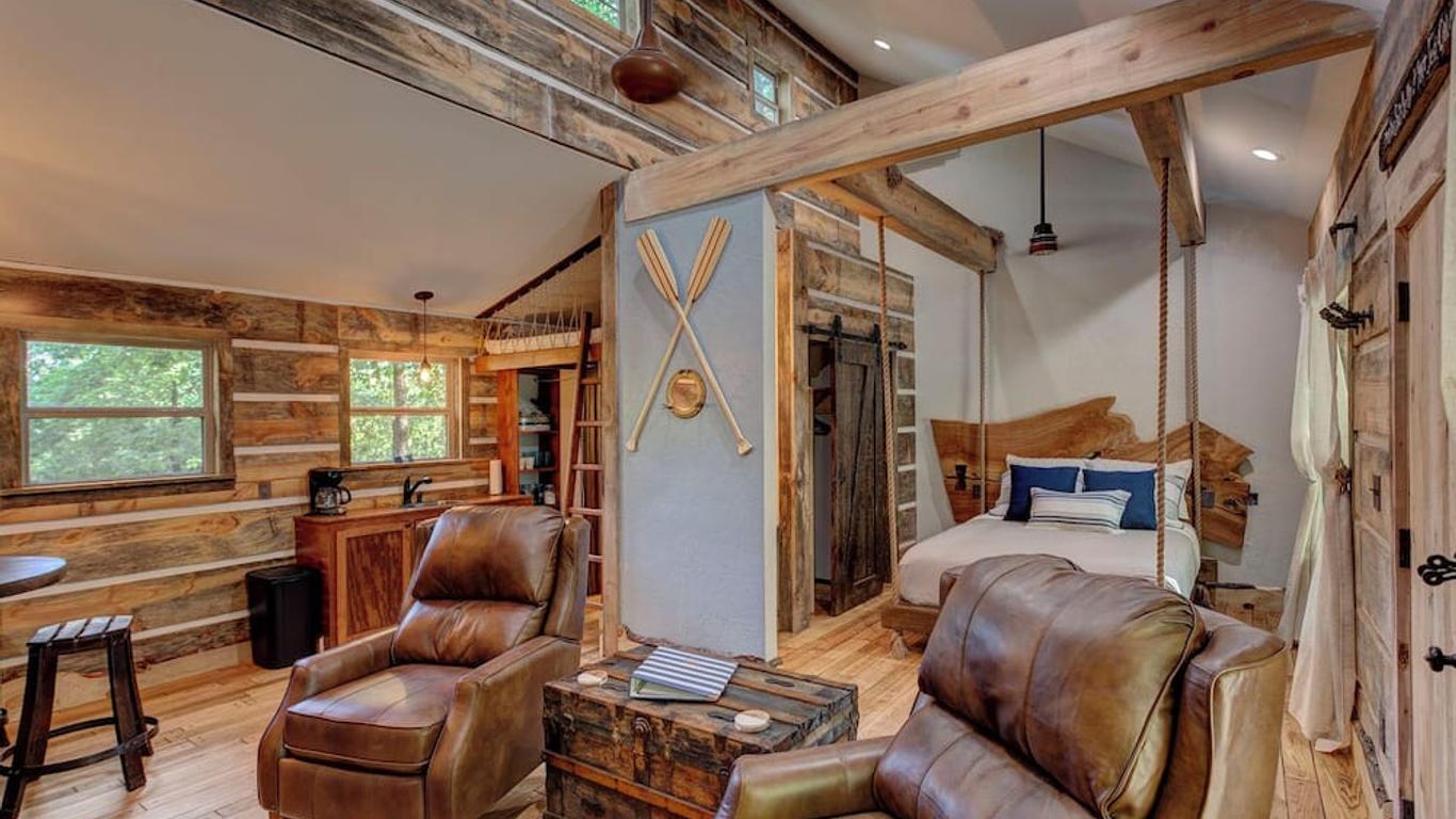 Fox Pass Cabins