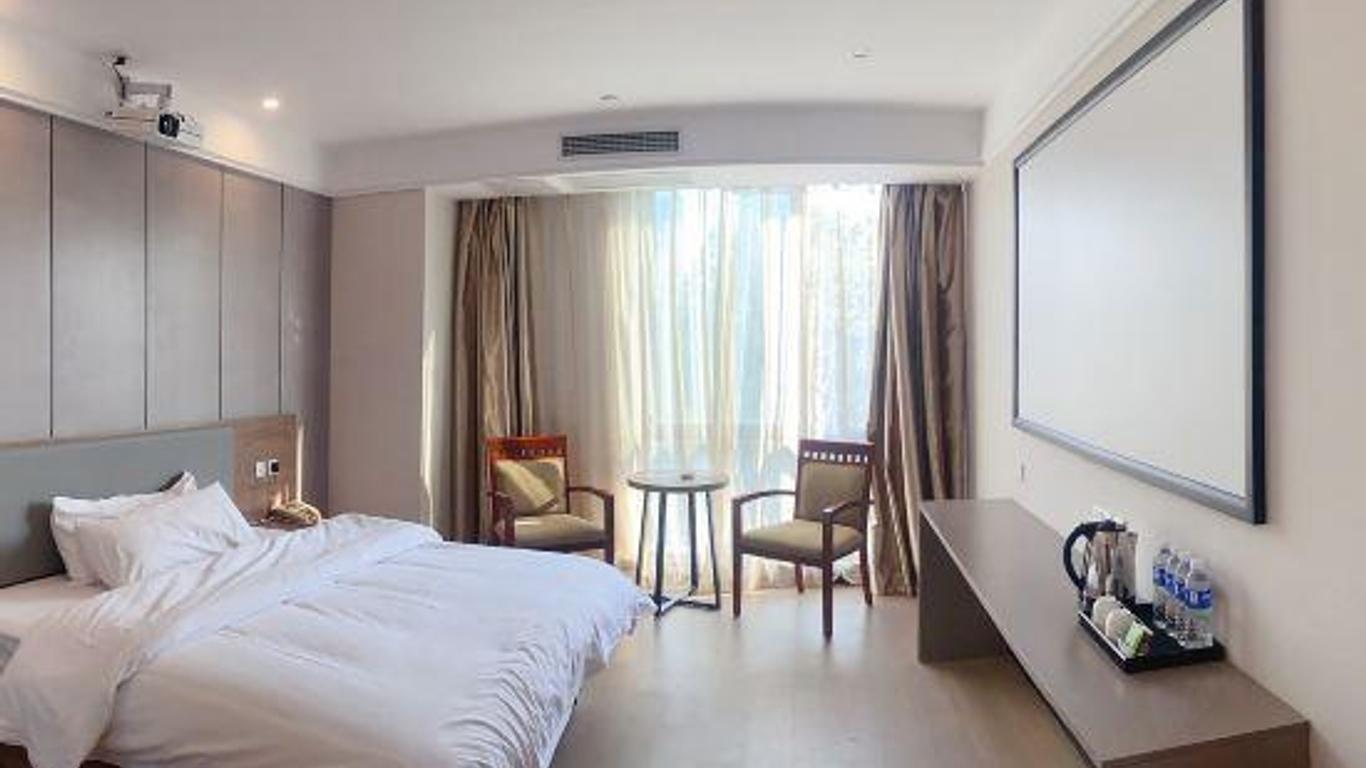 Yasheng Hotel (Taicang Port Station Branch)