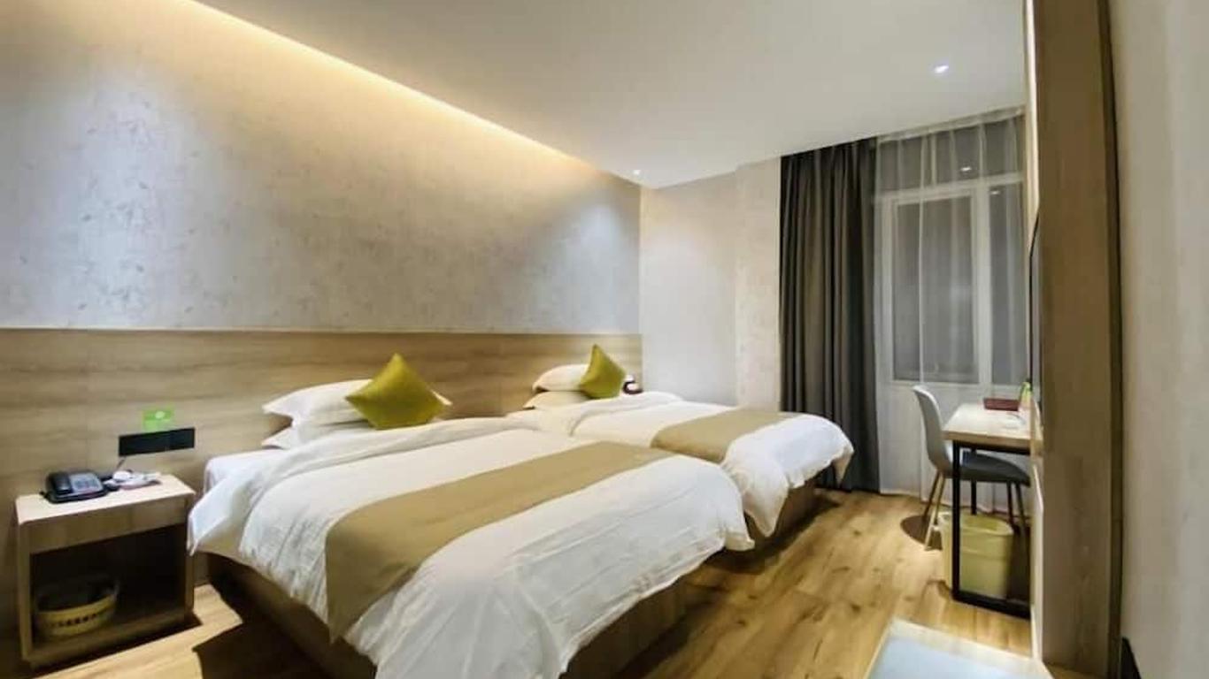 Vatica Fuzhou West Second Ring Road Xihu Park Hotel