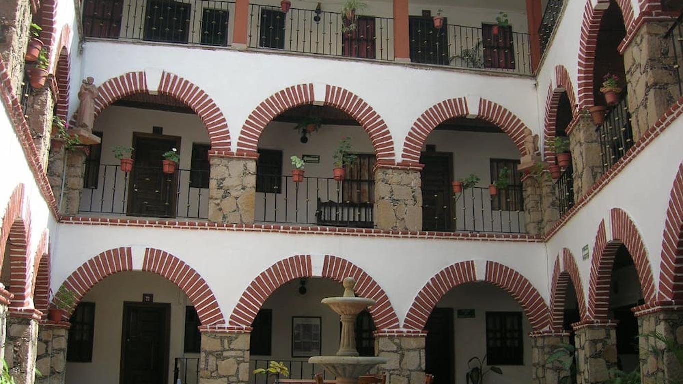 Hotel Molino Del Rey