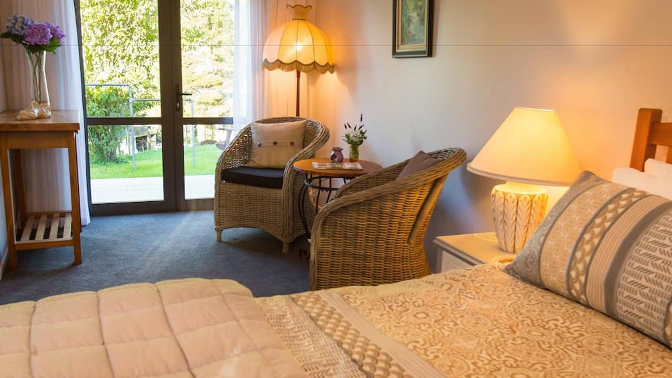 Rolling Hills Country Stay B&B