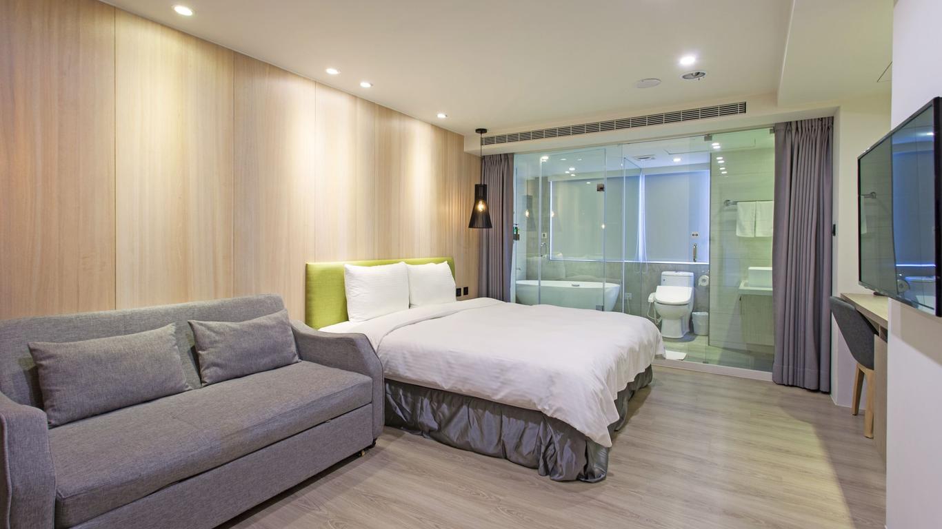Green Hotel - West District