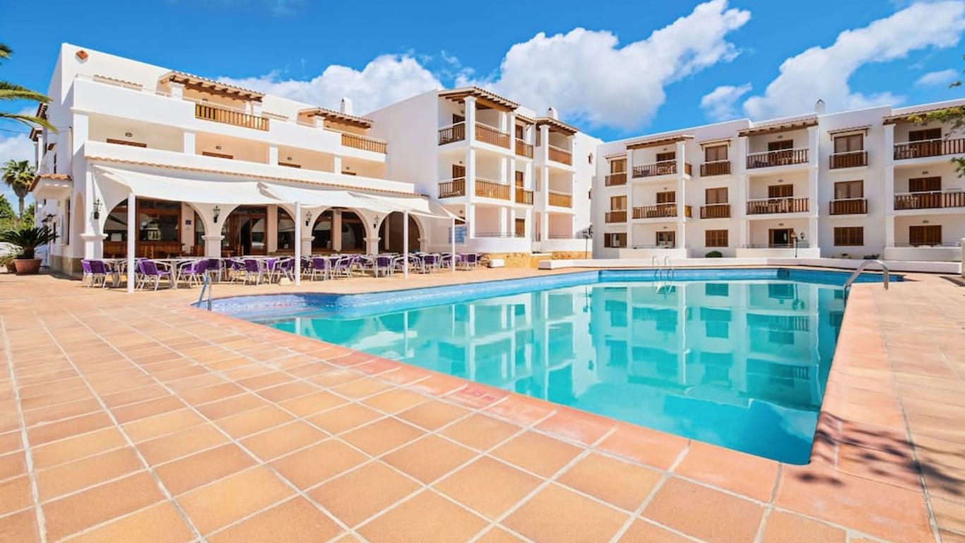Azuline Apartamentos Can Sansó