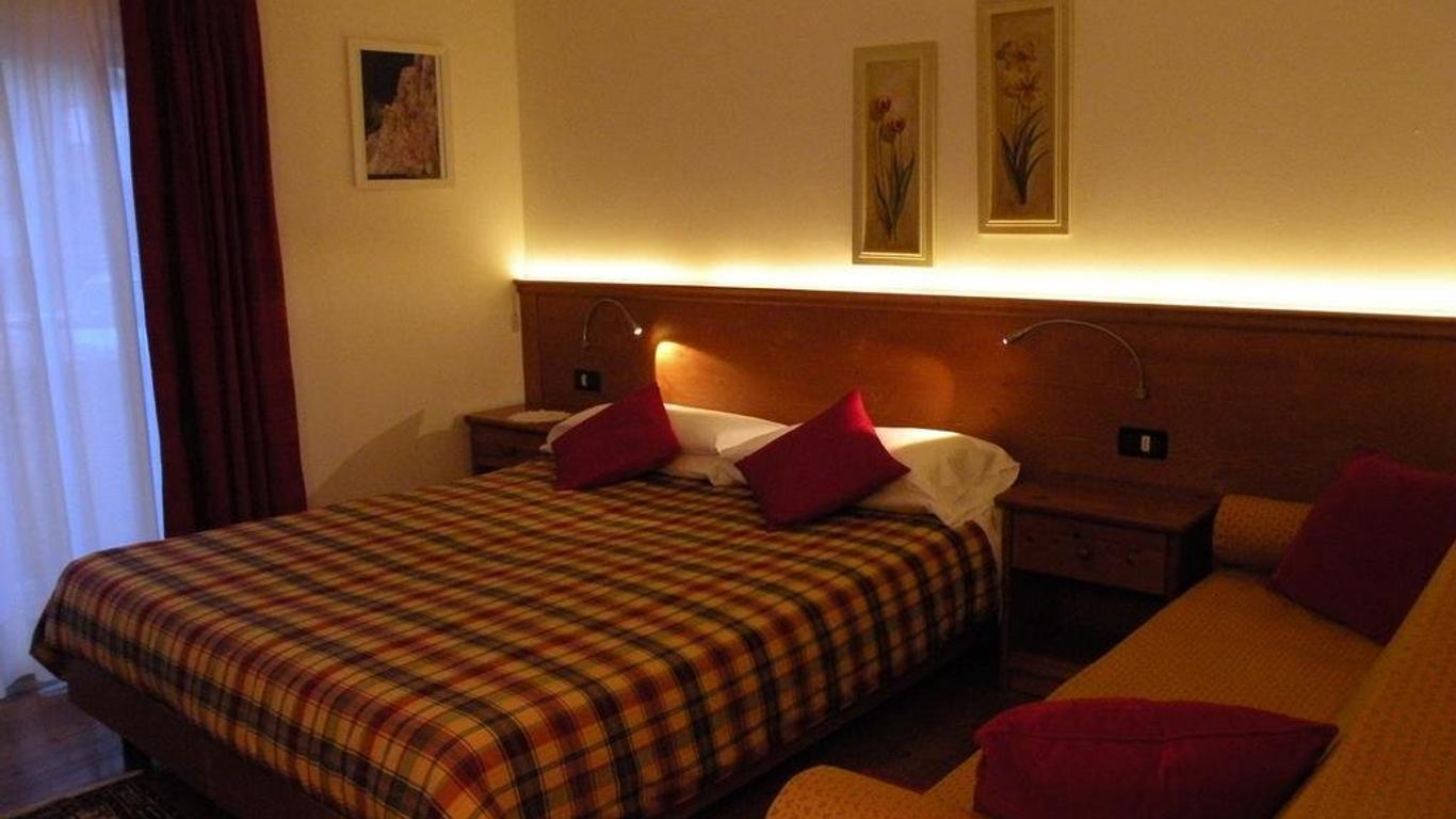 Hotel Garni Civetta