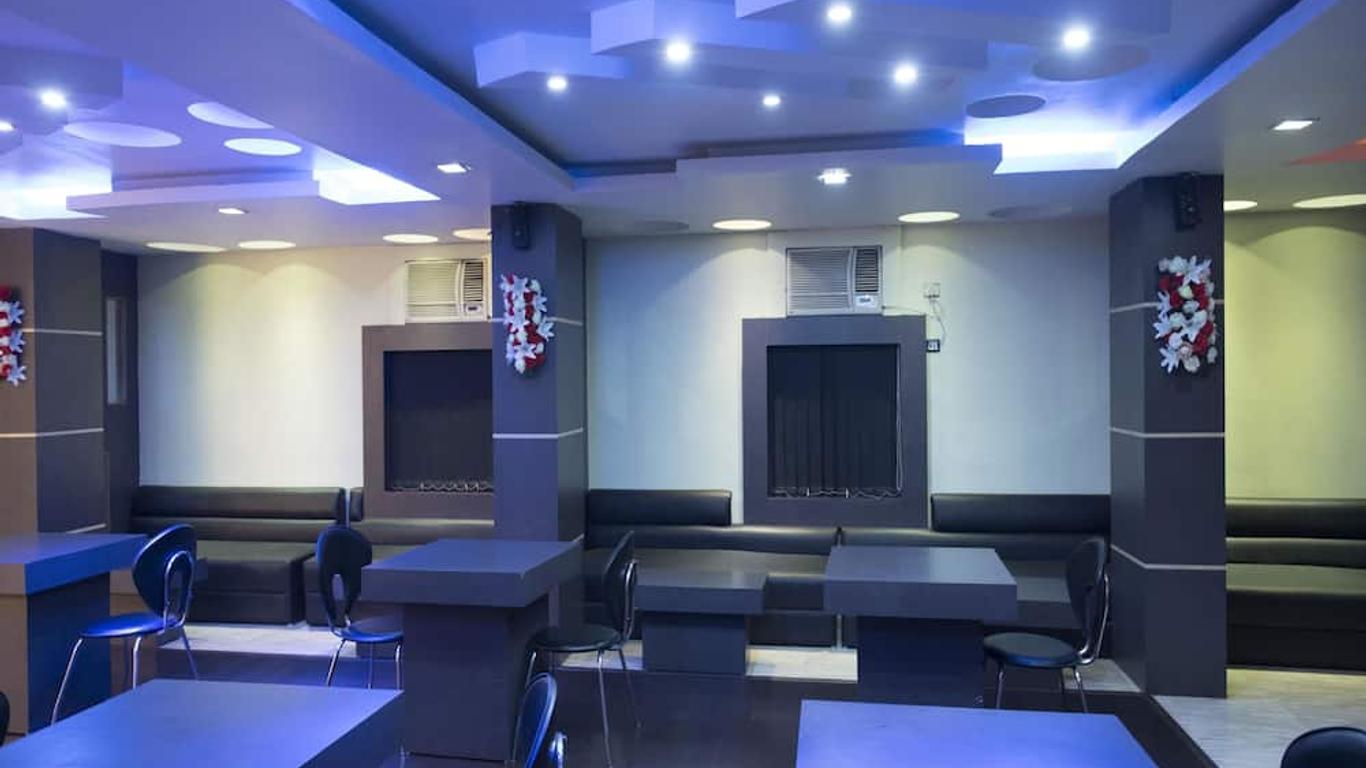 OYO 3356 Hotel Green Valley