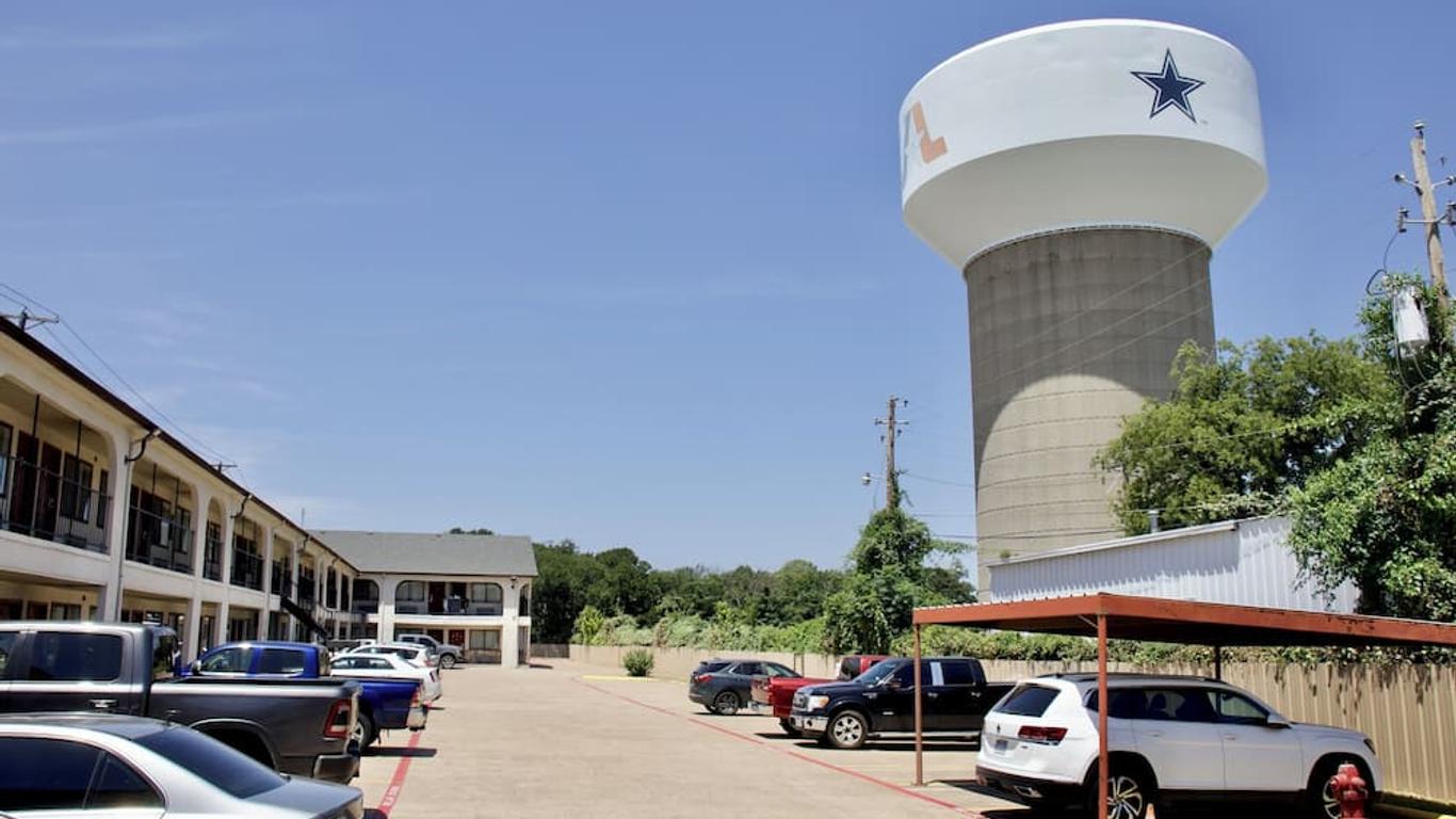 Executive Inn of Arlington, Near AT&T Stadium