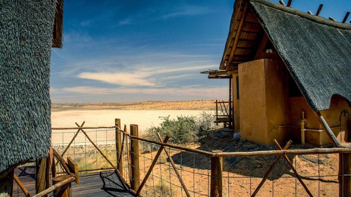 Xaus Lodge
