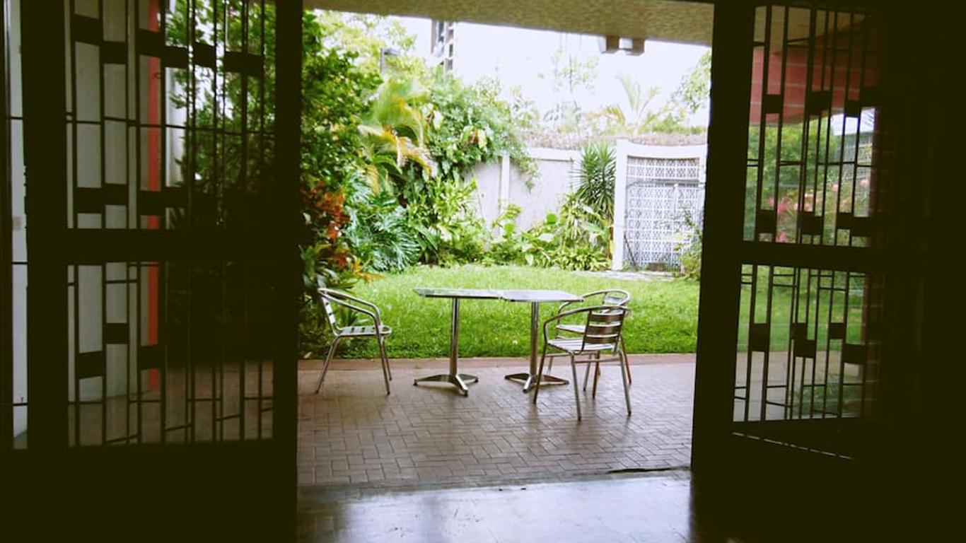 D&C Hostel