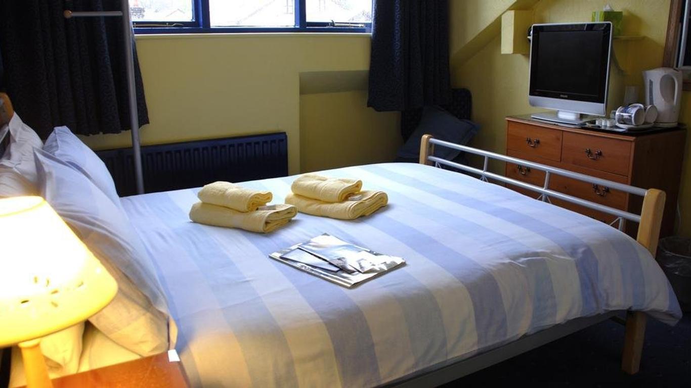 Adam Place Guest House