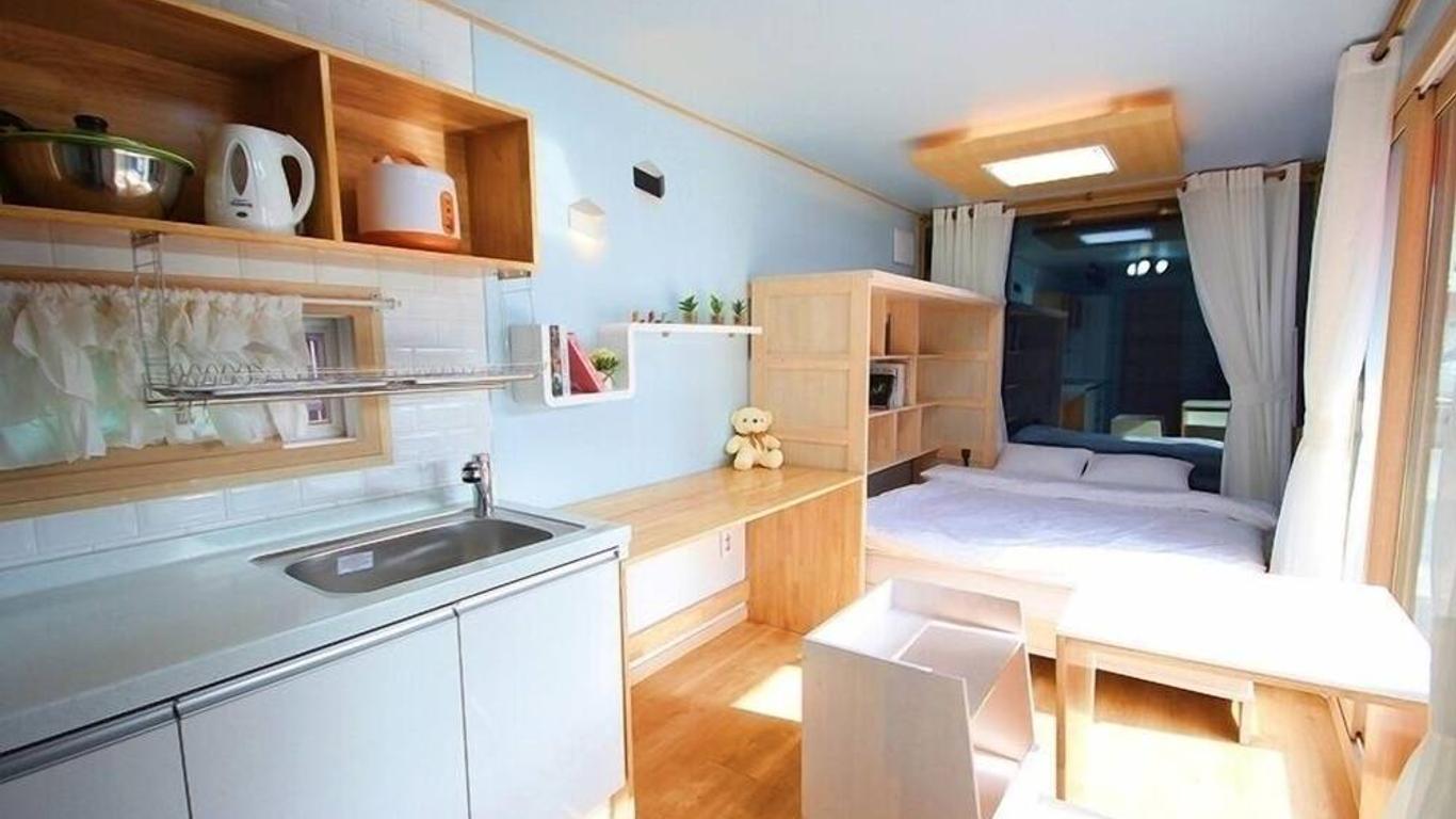 Ed Pension Jeju
