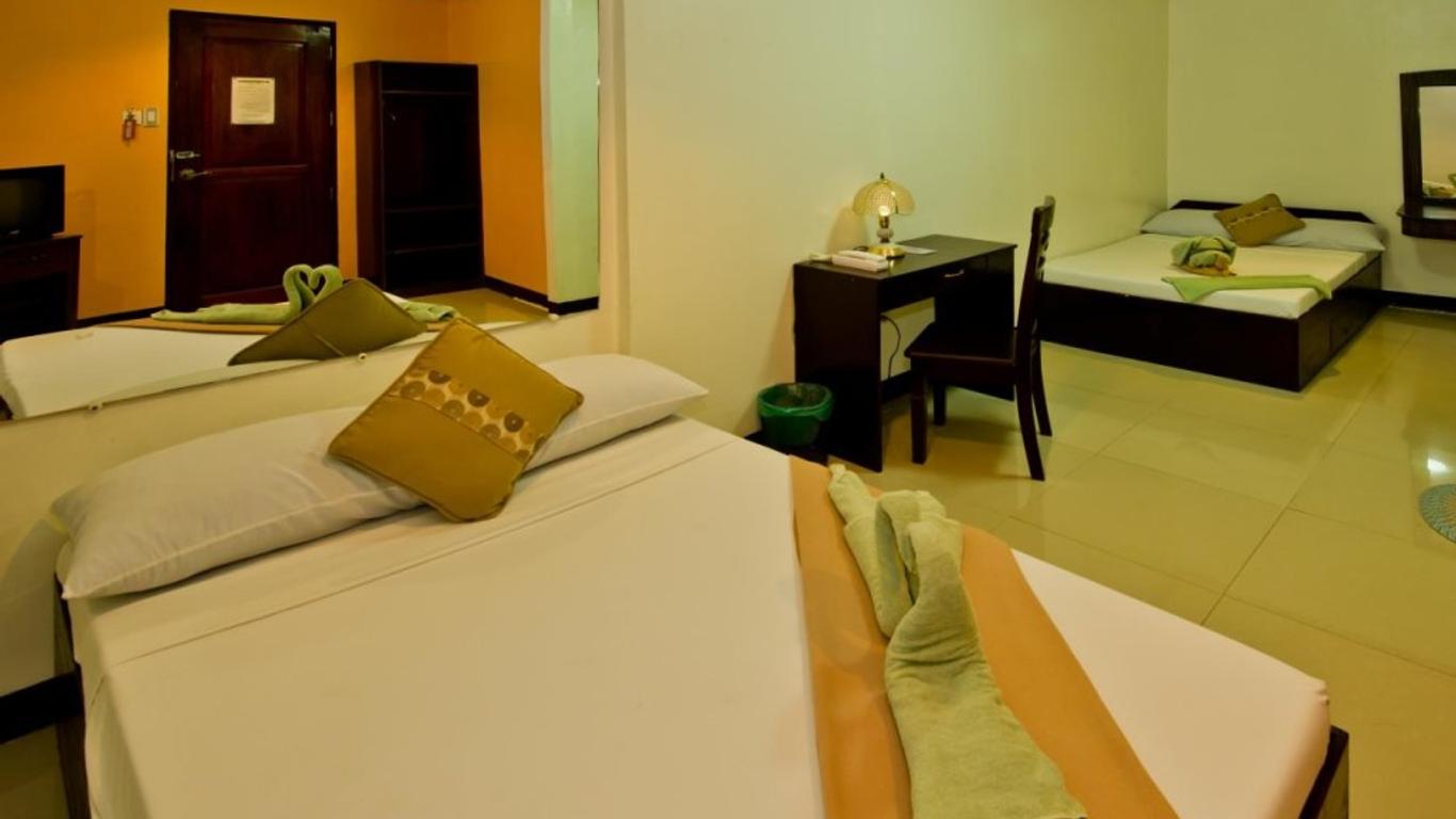 La Charica Inn and Suites