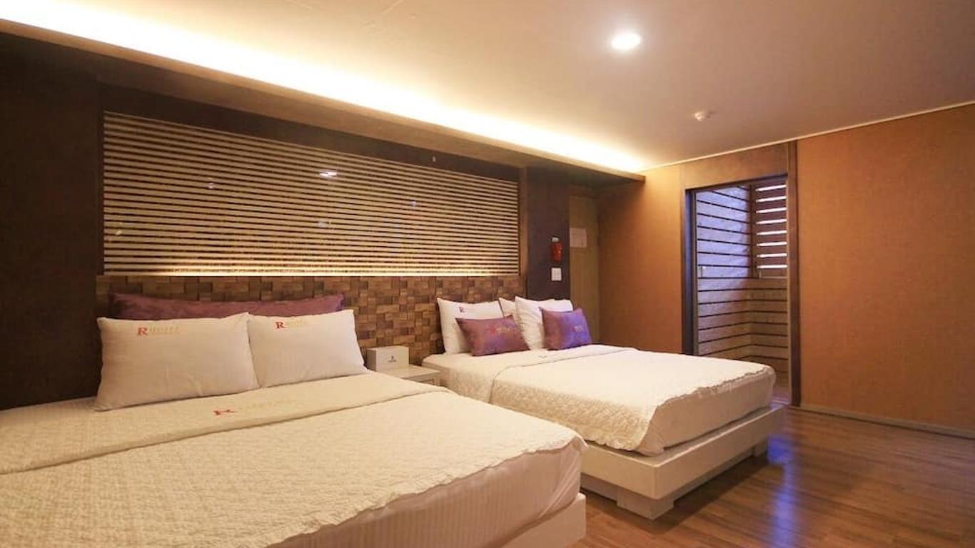 Residence Hotel R