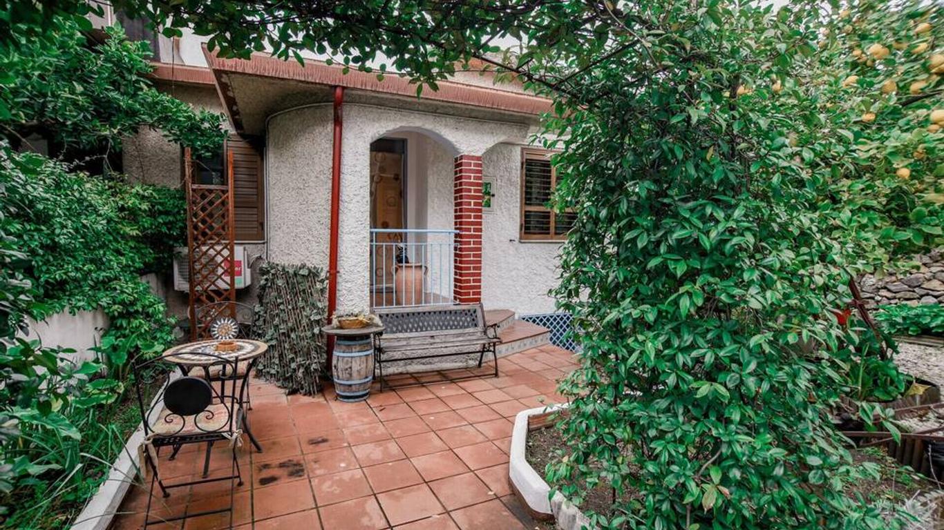 Giardino Dei Limoni Apartment