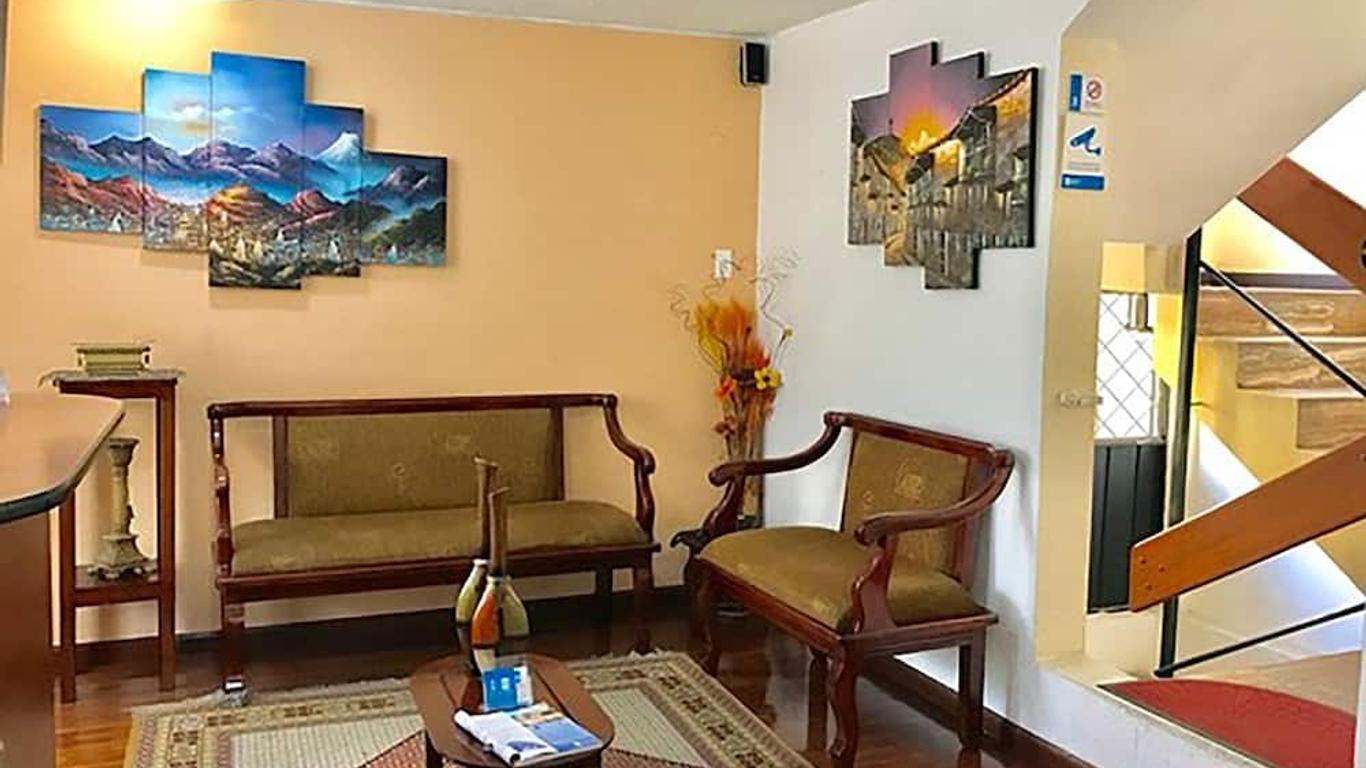 Altura Rooms & Suites