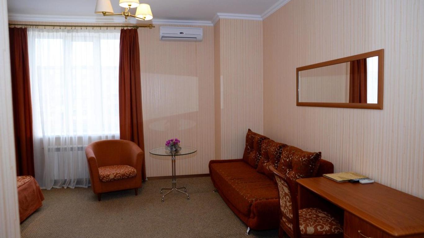 Hotel Yubileiniy