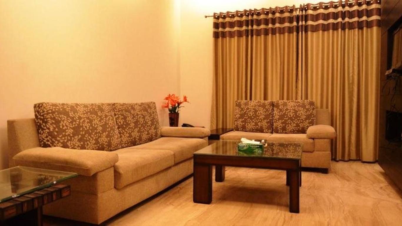 Hotel Vipul Grand
