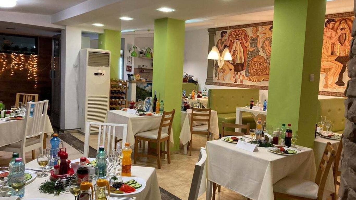 Green Hisar Hotel Family