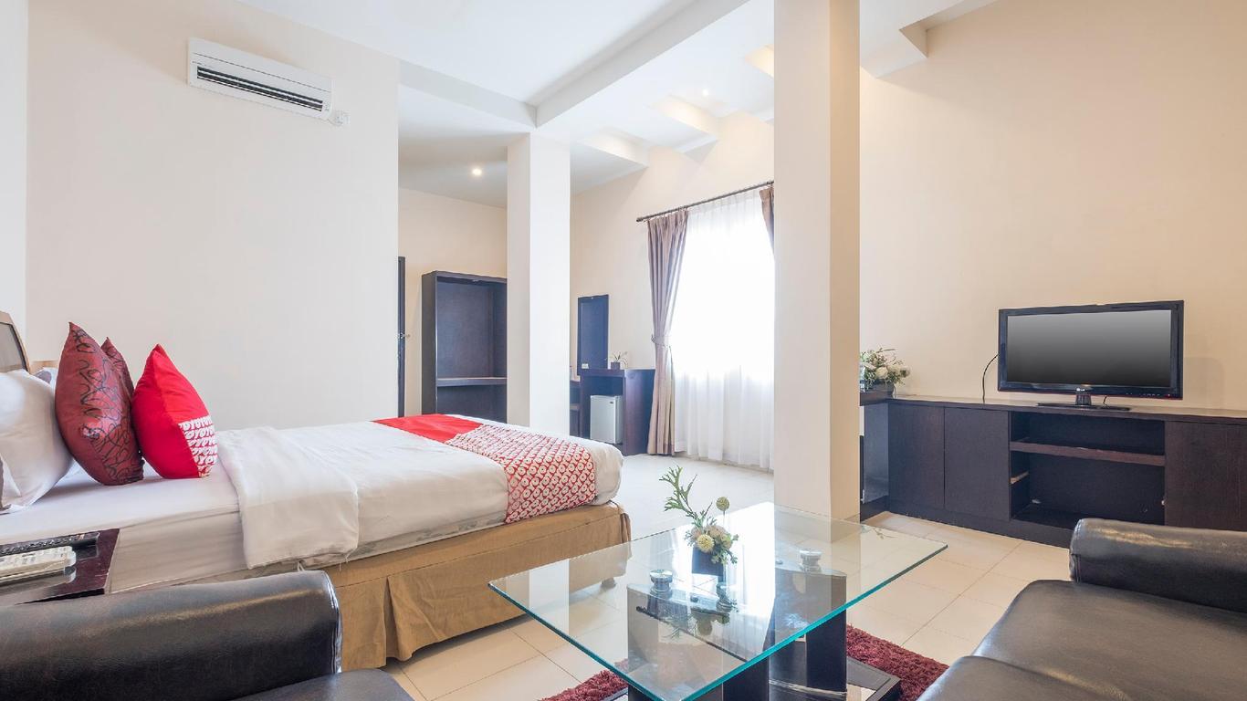 OYO 424 Asia Hotel